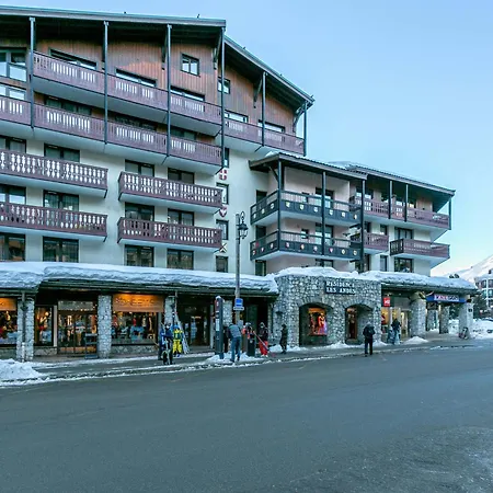 De Prestige Avec Cheminee Au Centre De Val-d'isere, A Proximite Des Pistes Et Commerces - Fr-1-694-205 Val-d'Isere
